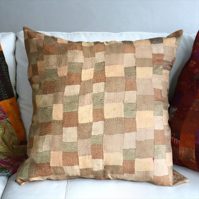 カンタ刺繍　シルク　クッションカバー59×58cmモザイクパッチワーク　ベージュ＆ブラウン | ブランド登録なし
