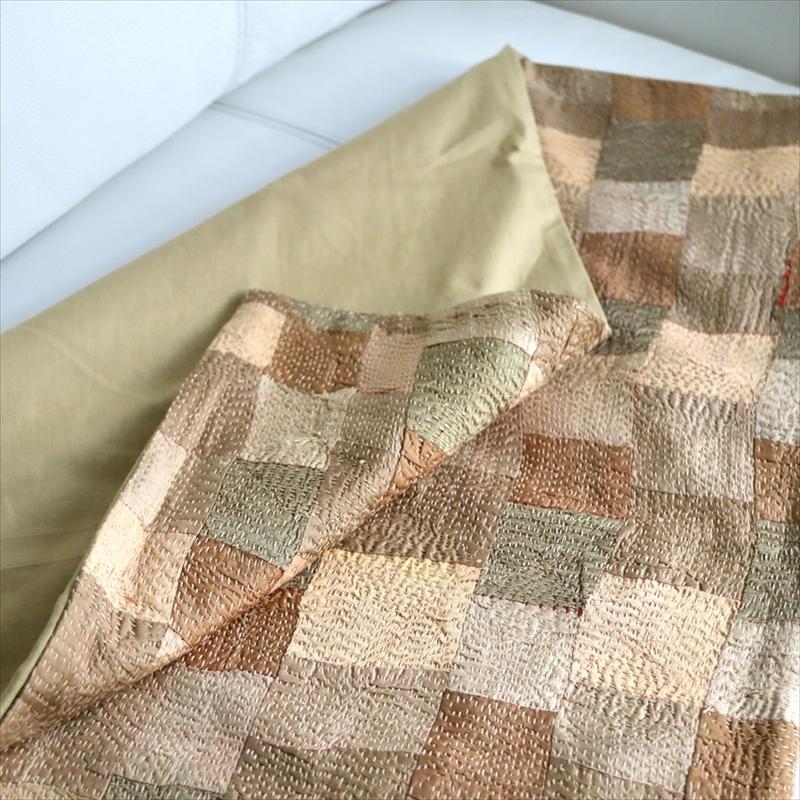 カンタ刺繍　シルク　クッションカバー59×58cmモザイクパッチワーク　ベージュ＆ブラウン | ブランド登録なし | 12