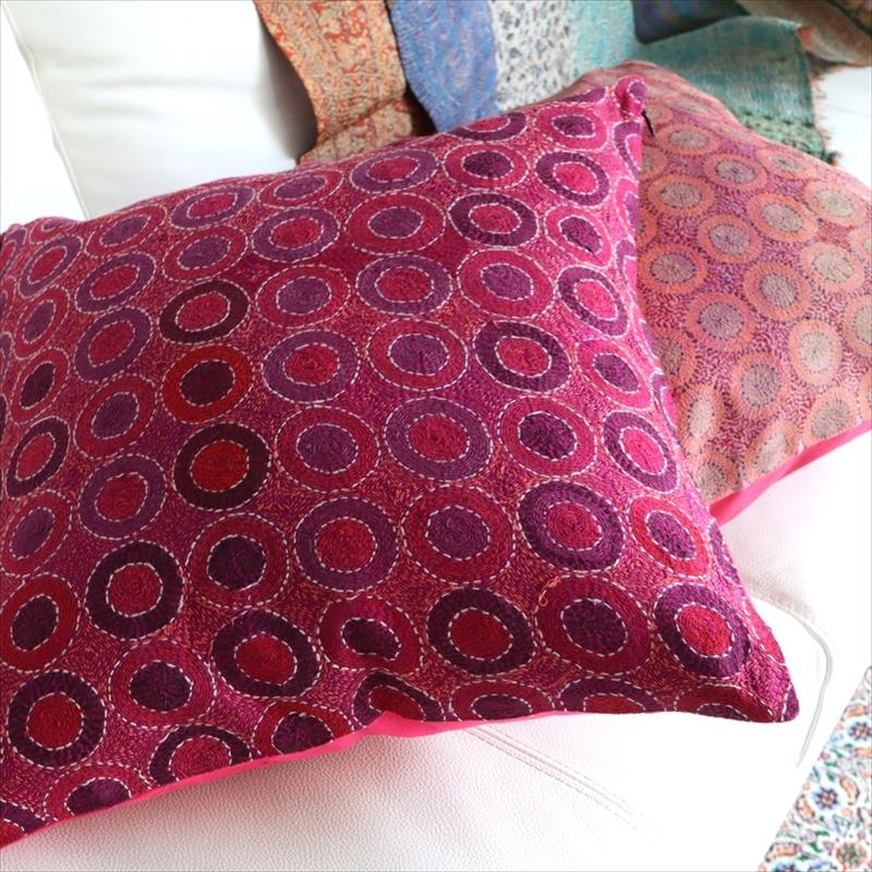 カンタ刺繍　シルク　クッションカバー40×39cmフューシャ　サークルパターン | ブランド登録なし | 02