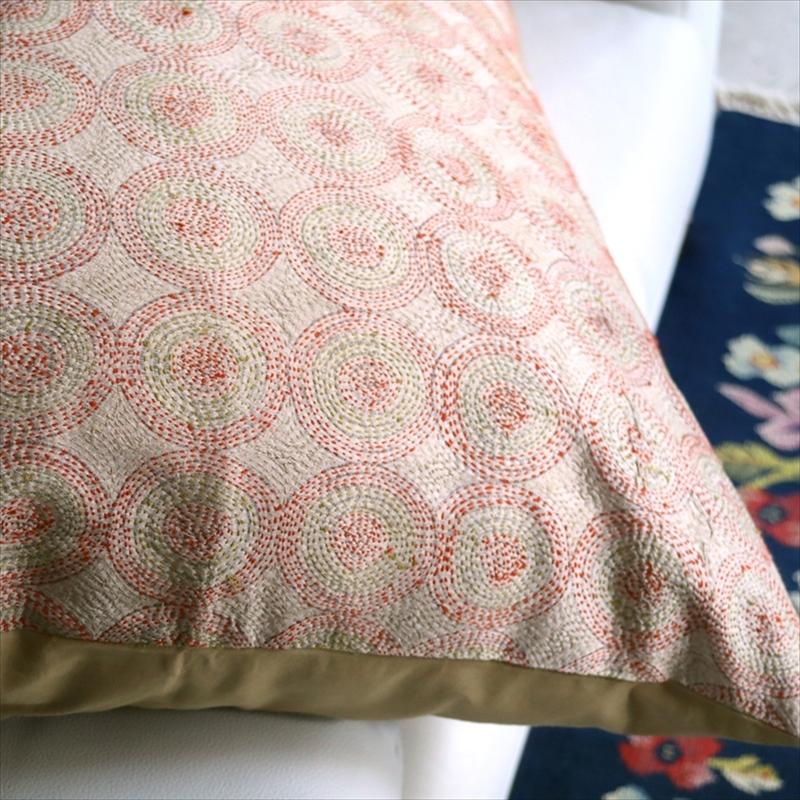 カンタ刺繍　シルク　クッションカバー57×56cmベージュ　サークルパターン | ブランド登録なし | 03