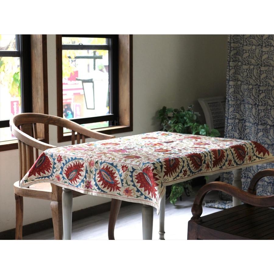 スザンニ刺繍・アンティークデザインリプロダクション 130x95cm アンティークデザインを複製した伝統柄/パルメットとすずらん | ブランド登録なし | 01