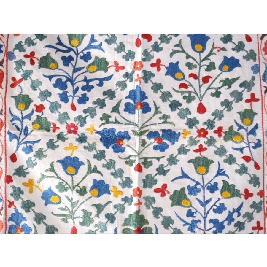 Suzani, Uzbekistan Suzani, Embroidary　ウズベキスタン・スザンニ刺繍布 115x94cm アンティークデザイン　咲き誇る花・トレリス　 | ブランド登録なし | 04