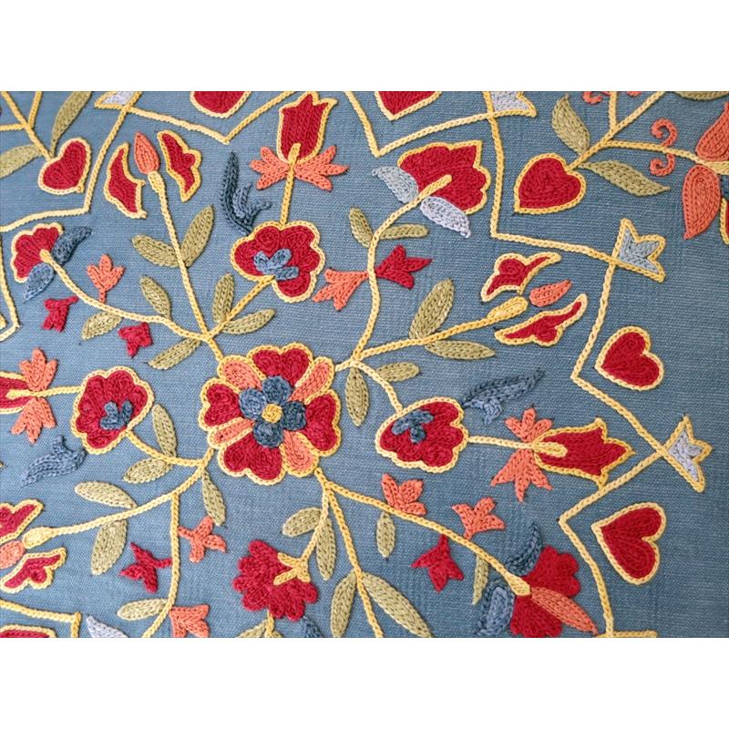 クッションカバー 50cm　シルク　スザンニ刺繍カーネーション ウズベキスタン　伝統の手刺繍_4