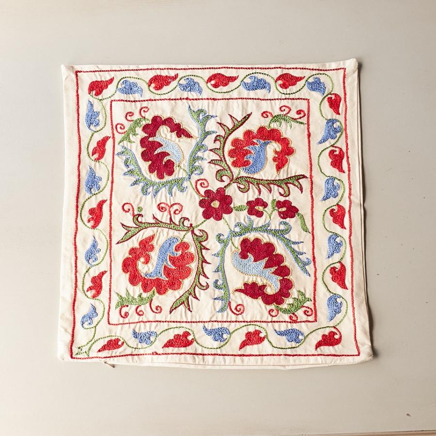 スザンニ刺繍 クッションカバー 43×43cm ウズベキスタン Suzani スザニの画像