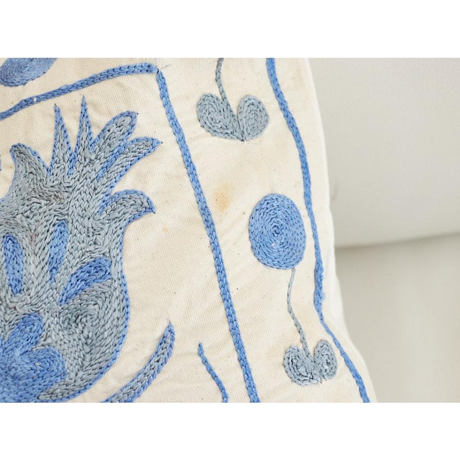 スザンニ刺繍 クッションカバー 46×45cm ウズベキスタン Suzani スザニ ザクロの実の画像