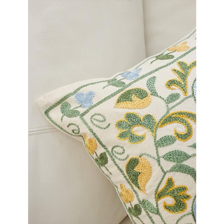 スザンニ刺繍 クッションカバー 45×42cm ウズベキスタン Suzani スザニ ザクロの実の画像