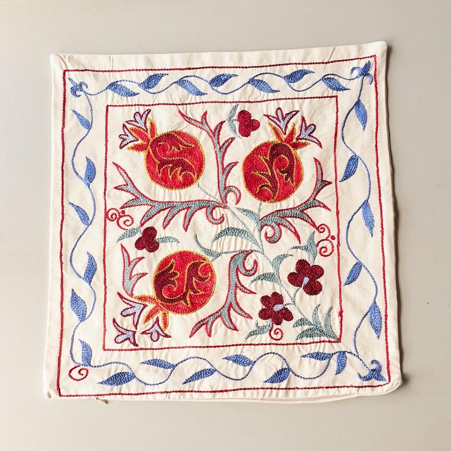 スザンニ刺繍 クッションカバー 45×45cm ウズベキスタン Suzani スザニ ザクロの実の画像