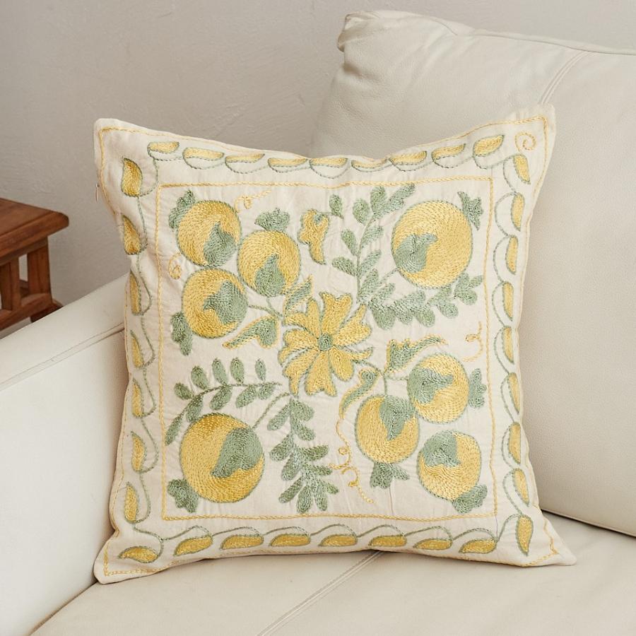 スザンニ刺繍 クッションカバー 43×44cm ウズベキスタン　Suzani スザニ　ザクロの実 | 