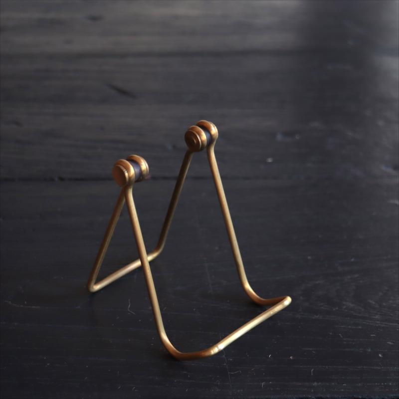 BRASS ミニイーゼル Sフォールディング 折りたたみ　カードスタンド | 