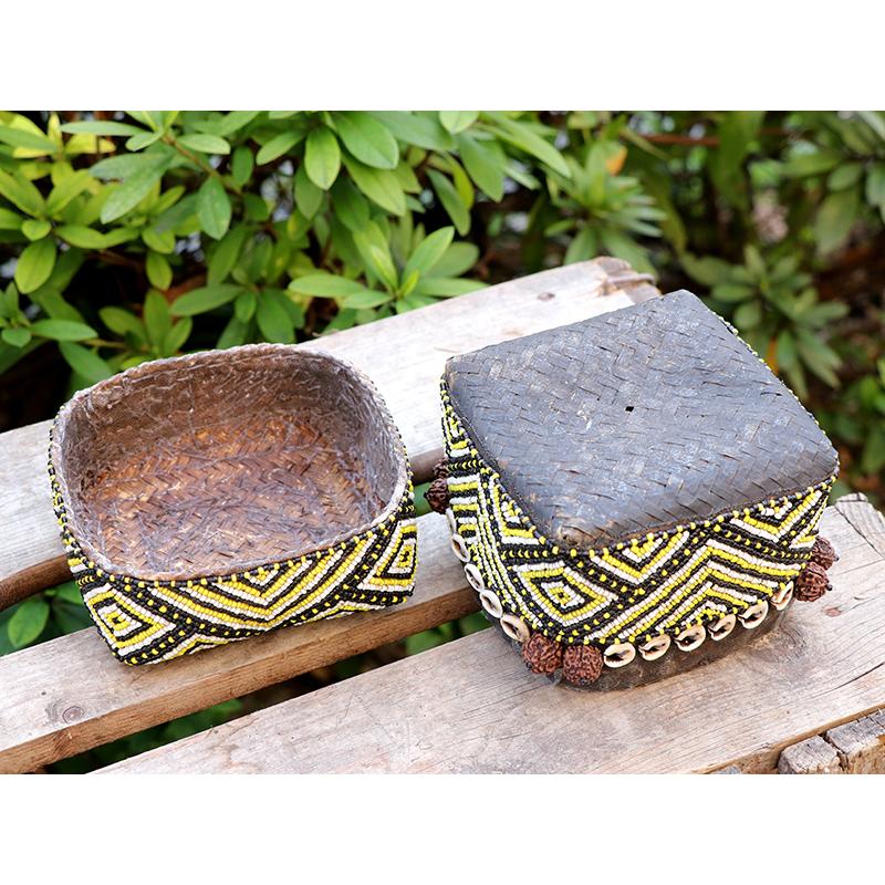 ビーズ装飾の婚礼用宝箱 スマトラ島/竹かご ヴィンテージ　SUMATRAN WEDDING BOX 黄色と黒のひし形 | ブランド登録なし | 04