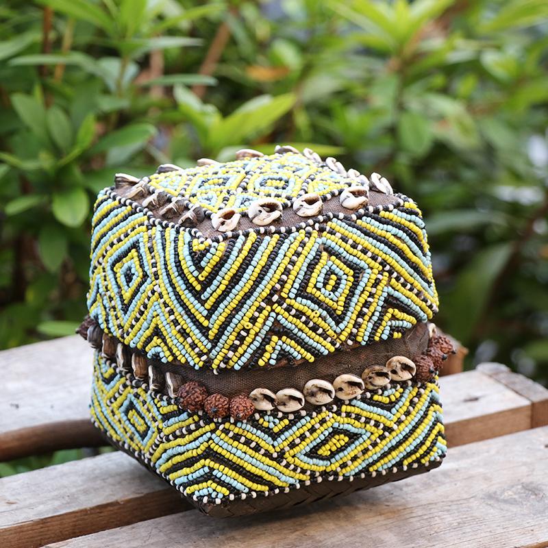 ビーズ装飾の婚礼用宝箱 スマトラ島/竹かご ヴィンテージ　SUMATRAN WEDDING BOX 黄色とブルーのひし形 | ブランド登録なし