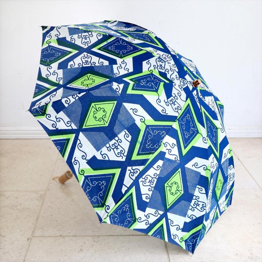パーニュ 西アフリカのプリント布をつかった折りたたみ傘 Pagne/West African Fabric 青いひし形とからくさ | ブランド登録なし | 01