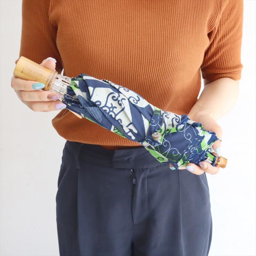 パーニュ 西アフリカのプリント布をつかった折りたたみ傘 Pagne/West African Fabric 青いひし形とからくさ | ブランド登録なし | 04