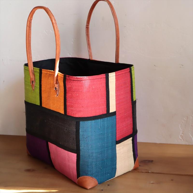 フランスマダガスカルのマルシェバック　ダークグリーン かごバッグ　貴重品　S フランスマダガスカルのマルシェバック ダークグリーン かごバッグ