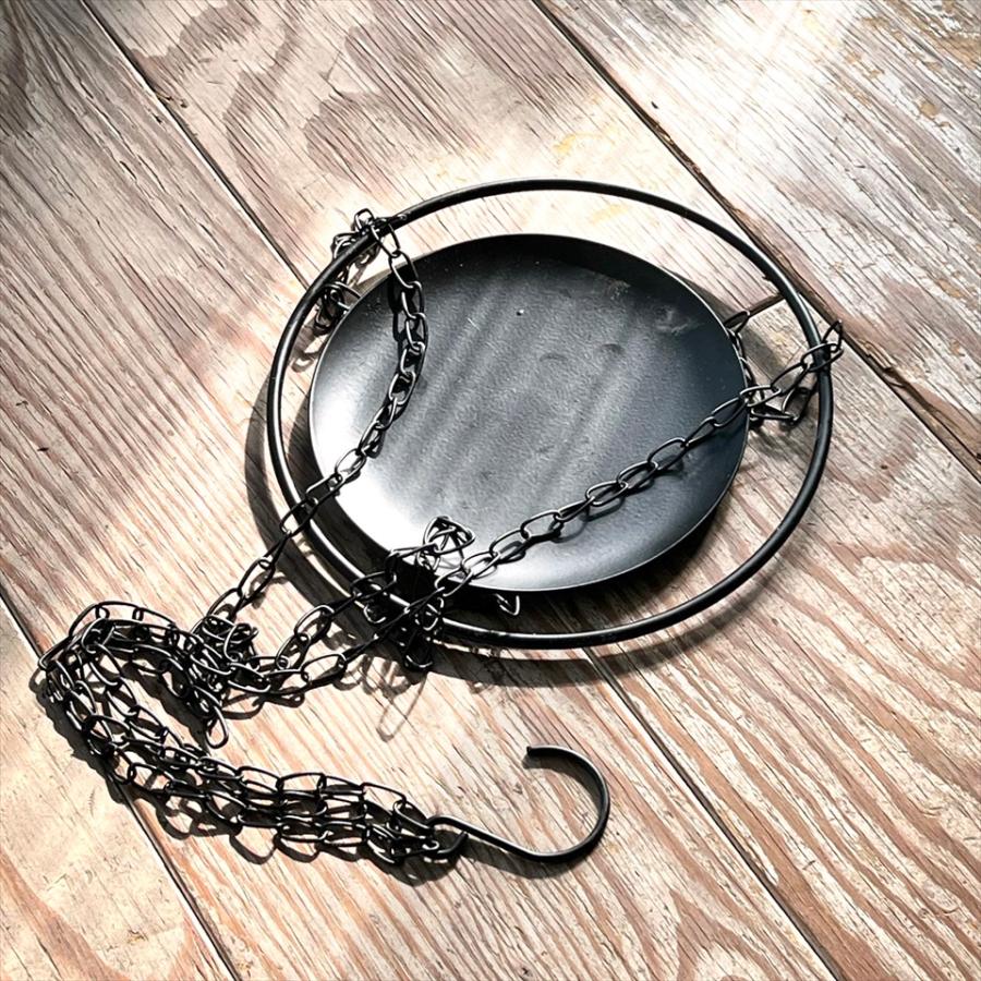 ハンギング アイアンプレート 直径19cm 全高65.5cm ブラック |  | 02