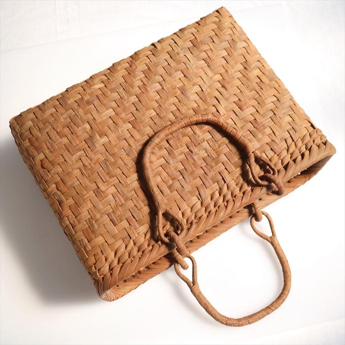 やまぶどう カゴバッグ/網代編み 白皮/リング手/大サイズ 幅35cmx本体の高さ27cmxマチ13cm 重さ630g_4