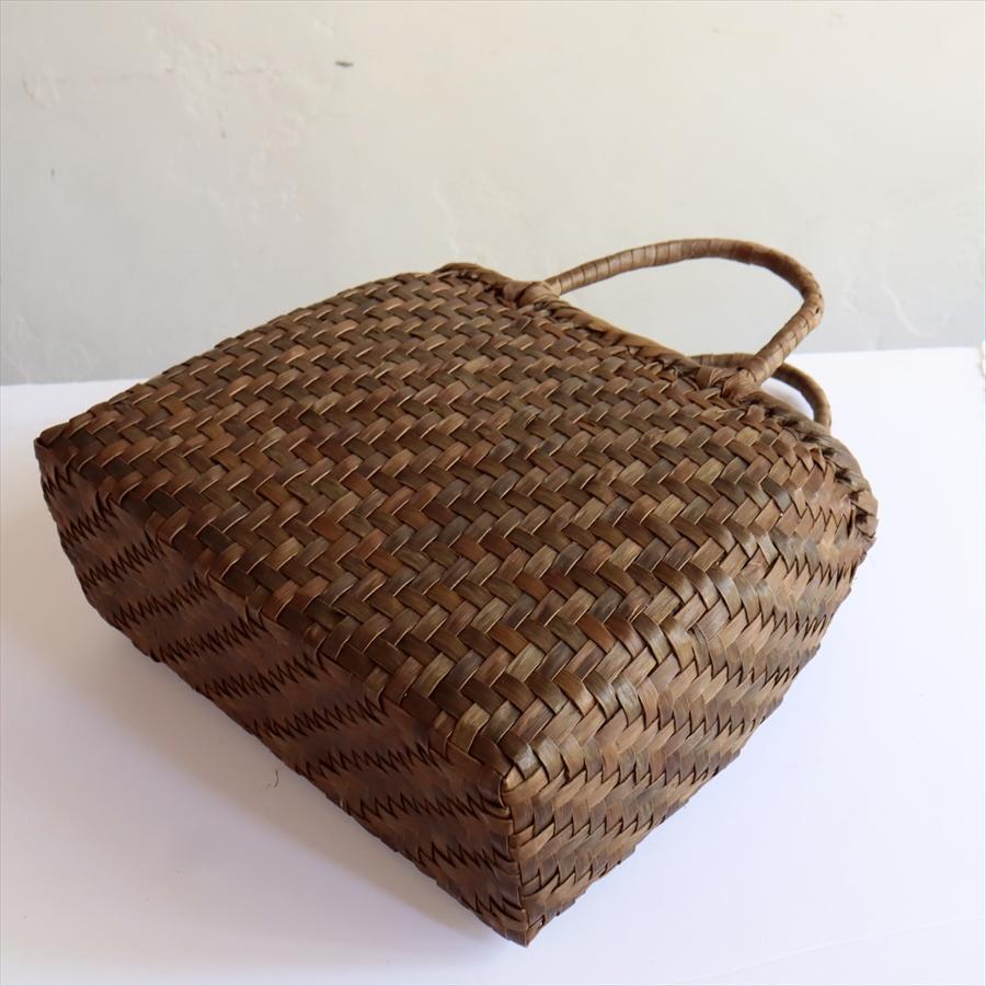くるみ カゴバッグ 網代編み シンプル中サイズ 巾32cm 高さ（本体