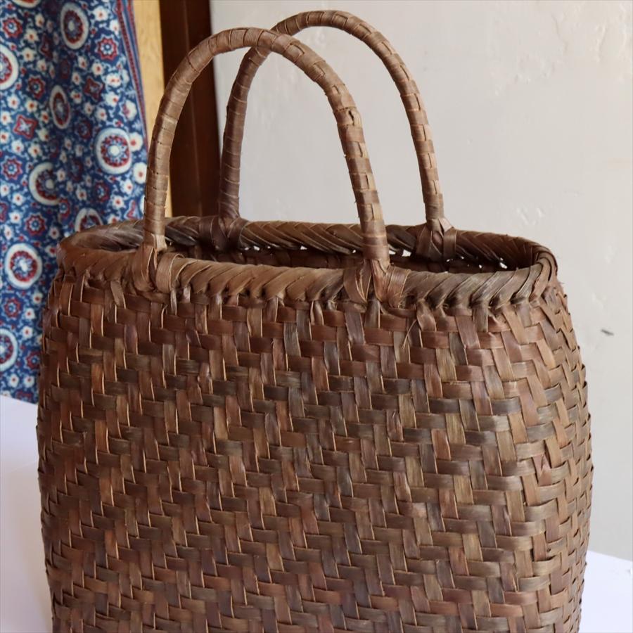 くるみ カゴバッグ 網代編み シンプル中サイズ 巾32cm 高さ（本体