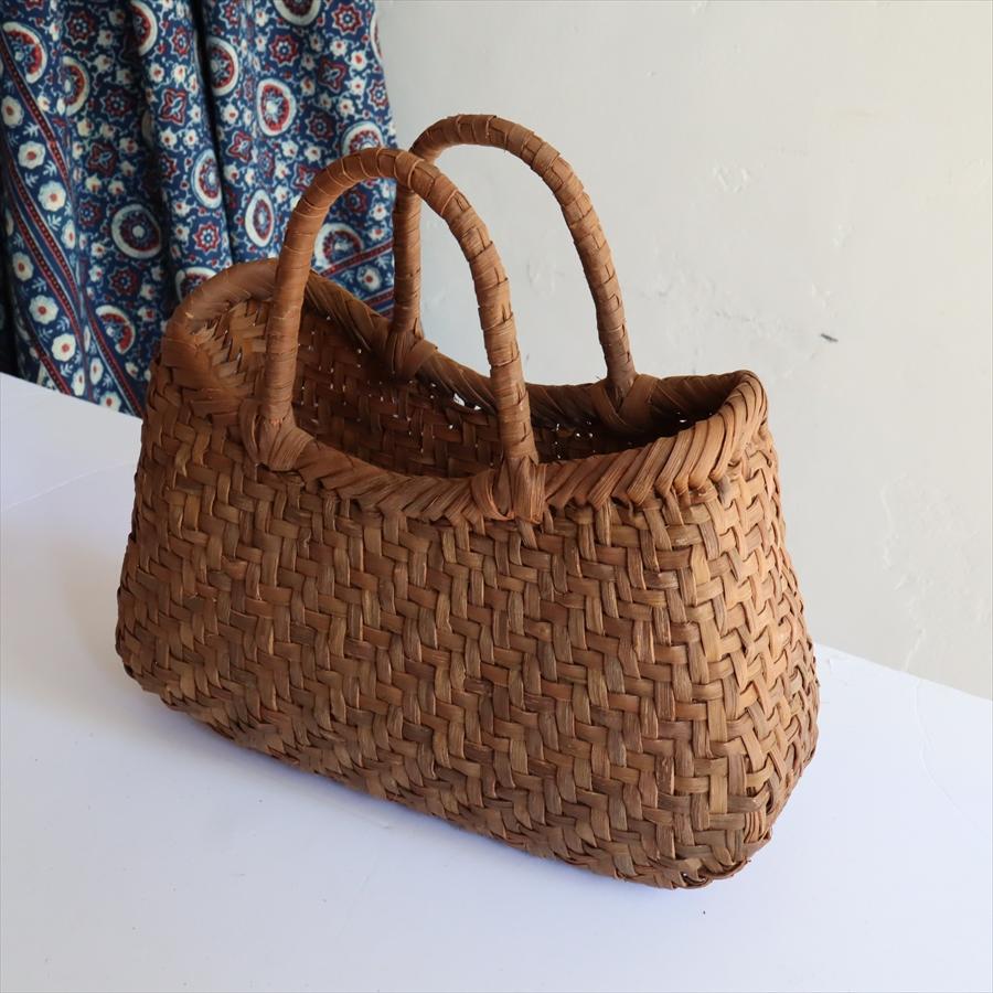 やまぶどう カゴバッグ 扇型 網代編み/白皮 巾32cm 高さ（本体）18cm 重さ450g | ブランド登録なし | 02