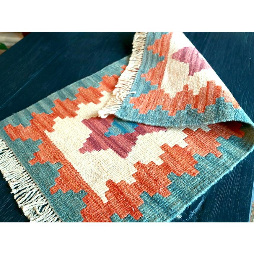 手織りキリム イラン南部シラーズ 62x40cm ウール100% 一点もの |  | 02