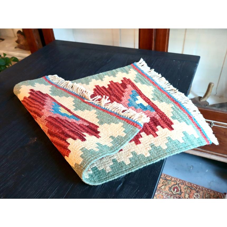 手織りキリム イラン南部シラーズ 61x45cm ウール100% 一点もの |  | 02