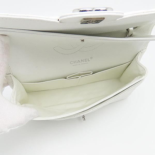 CHANEL（シャネル） 送料無料 マトラッセ25 ホワイト キャビア 