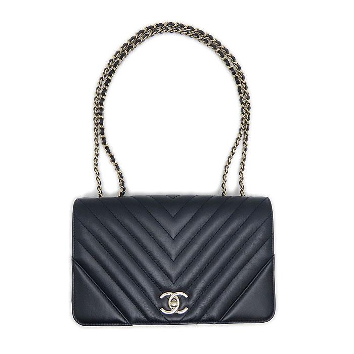 CHANEL（シャネル） 送料無料 Vステッチ ショルダーバッグ Wチェーン