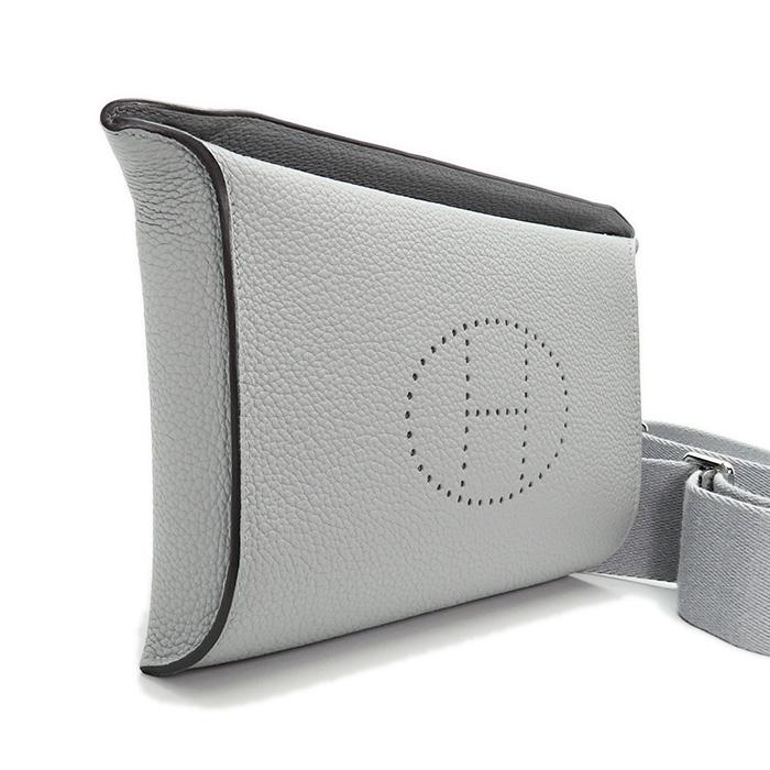 エルメス HERMÉS ヴィドポッシュ パスパス MM パンチングロゴ【極美品】 HERMES（エルメス） 【エルメス ヴィドポッシュ】ショルダーバッグ K