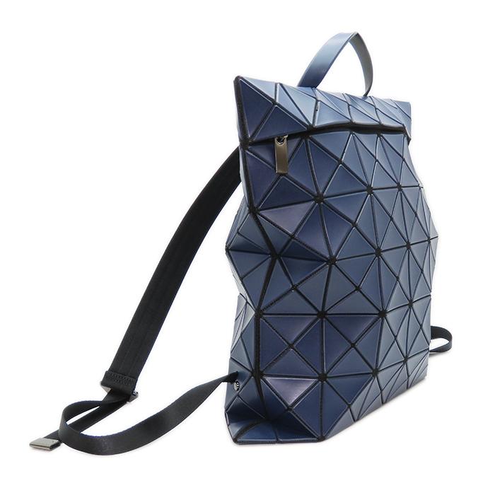 BAO ISSEY MIYAKE 【バオバオ イッセイミヤケ リュック】FLAT PACK