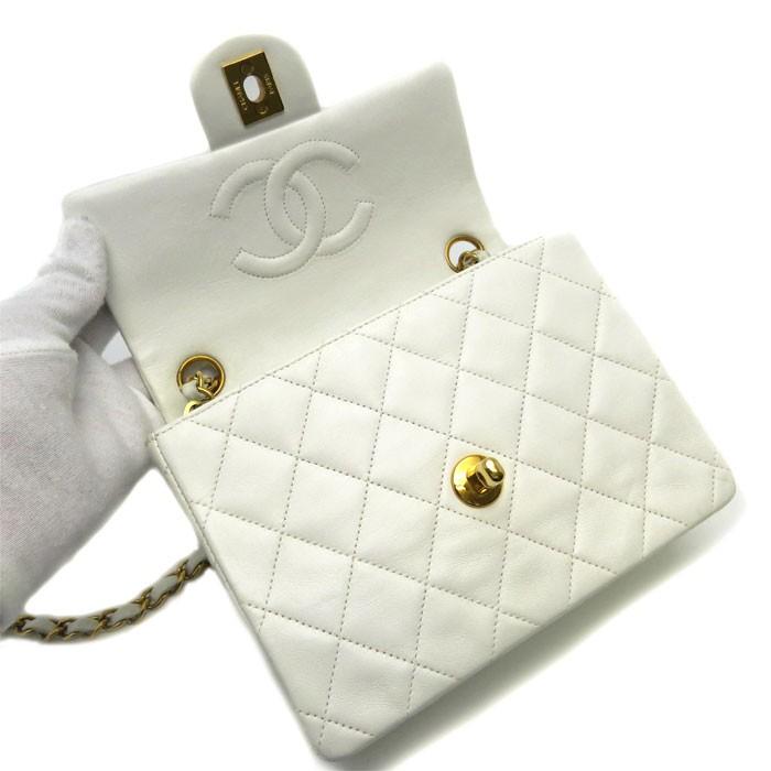 マトラッセ 【シャネル】ミニマトラッセ ラムスキン 白 ゴールド金具