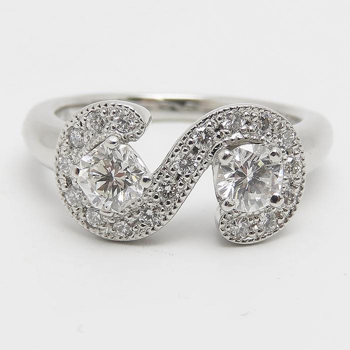トレベール S字 ダイヤモンド リング 鑑別書 Pt950 TRES BELLE D0.26ct 0.21ct 0.17ct 逸品質屋 丸高 尼崎 a22-60-3の画像