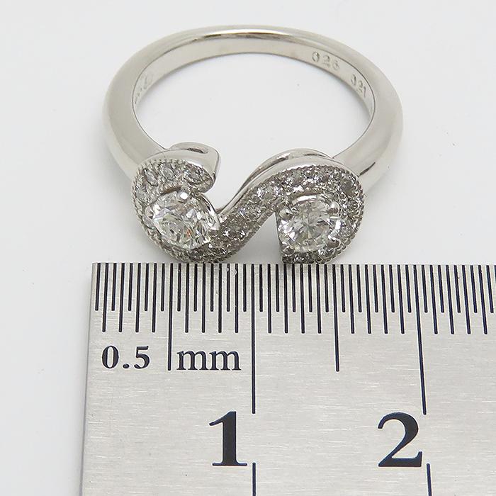 トレベール S字 ダイヤモンド リング 鑑別書 Pt950 TRES BELLE D0.26ct 0.21ct 0.17ct 逸品質屋 丸高 尼崎 a22-60-3の画像