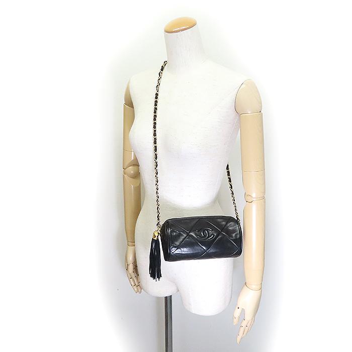 正規品　シャネル　レア　ヴィンテージ　フリンジ付き　チェーン　マトラッセ　バック マトラッセ CHANEL チェーンバッグ 黒 フリンジ ショルダーバッグ