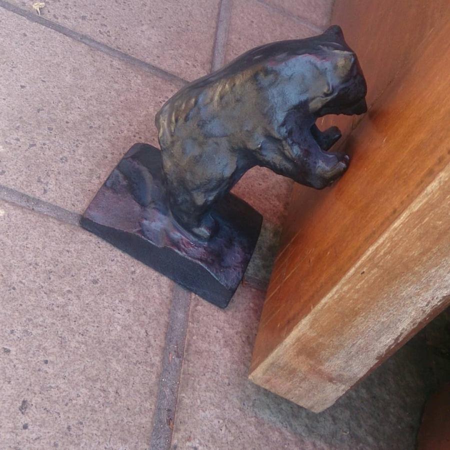 アイアンストッパー クマ（セット） |  | 03