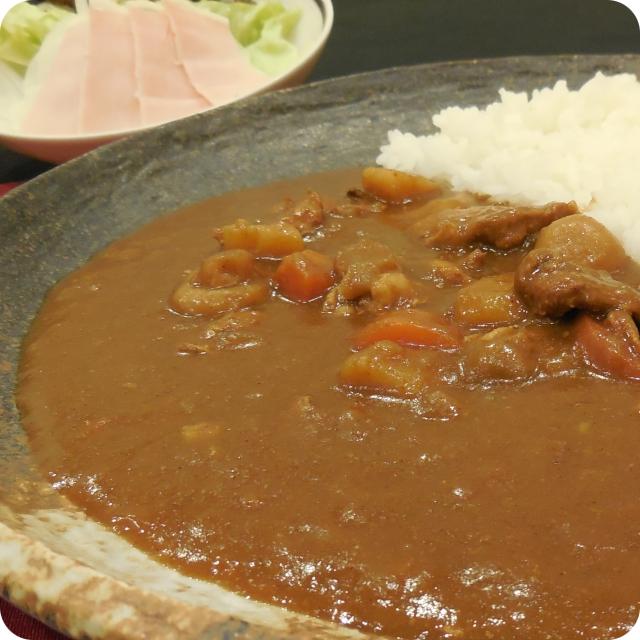 送料無料/レトルトカレー/三田屋総本家黒酢仕立て黒豚のポークカレーDX　220g　20個セット｜iqfarms｜03