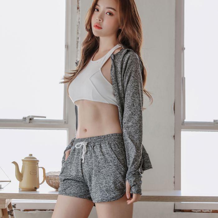 ラッシュガード UVカット 日焼け防止 長袖 ショートパンツ 上下 セット 可愛い おしゃれ 紫外線対策 シンプル 親指 穴あき 送料無料 806 |  | 08