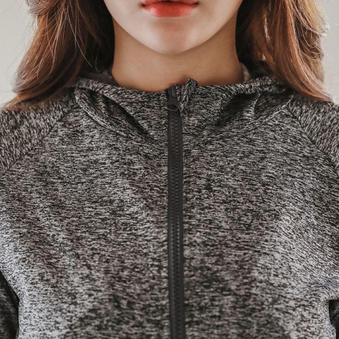 ラッシュガード UVカット 日焼け防止 長袖 ショートパンツ 上下 セット 可愛い おしゃれ 紫外線対策 シンプル 親指 穴あき 送料無料 806 |  | 10