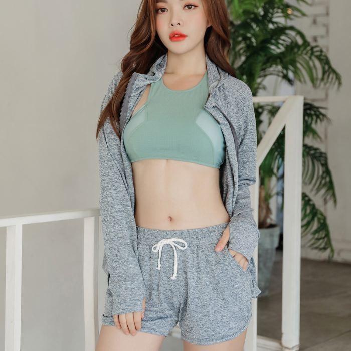 ラッシュガード UVカット 日焼け防止 長袖 ショートパンツ 上下 セット 可愛い おしゃれ 紫外線対策 シンプル 親指 穴あき 送料無料 806 |  | 11