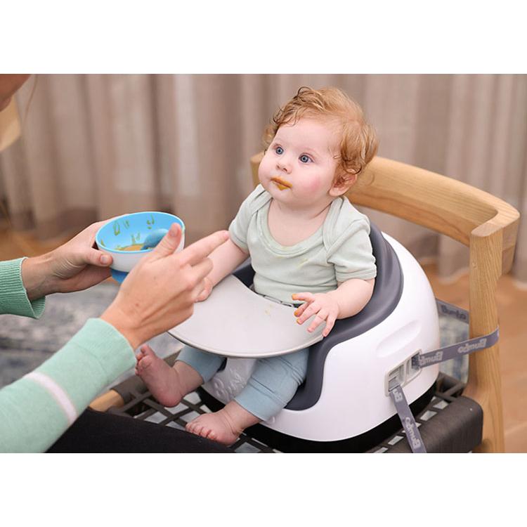 【新品未使用】バンボ ベビーチェア（テーブル付） 定価約13,000円 バンボ Bumbo マルチシート 3点式座席ベルト 大人用イス固定