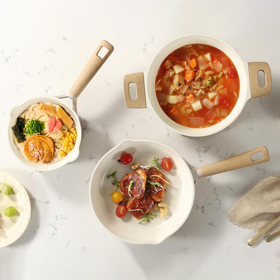 CAROTE（カローテ） 片手鍋 18cm ソースパン IH ガス火対応 ガラス蓋