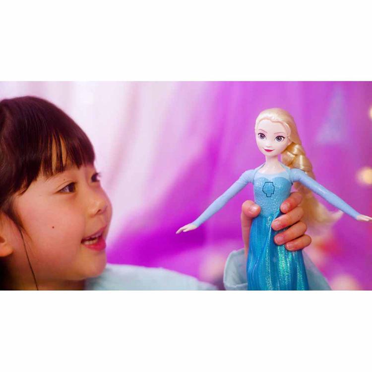 アナと雪の女王 エルサ（うたってたのしい！ドール） マテル