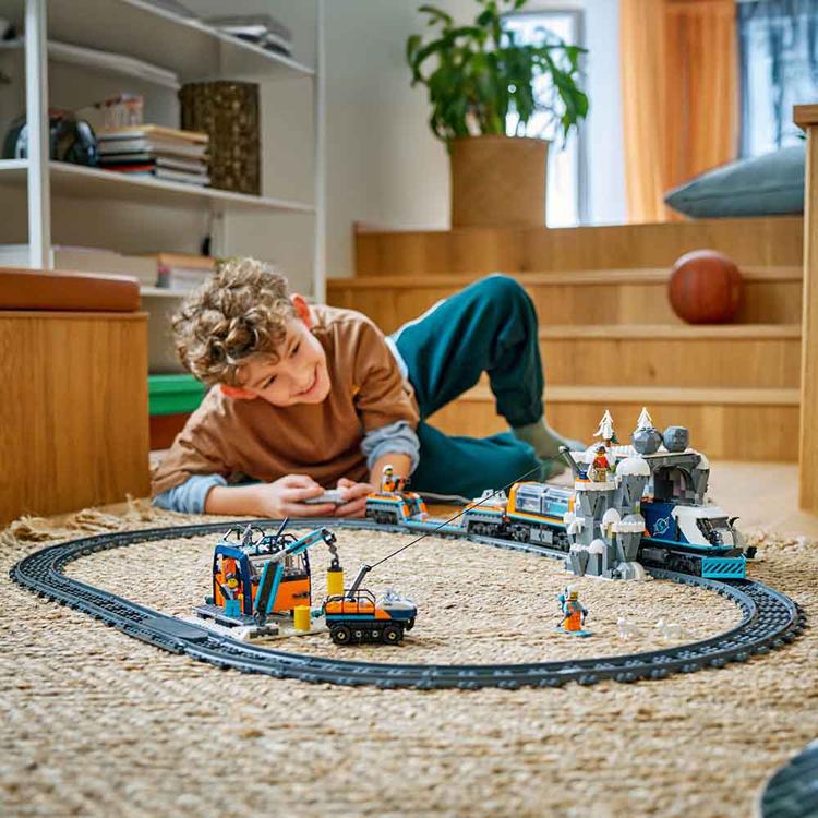 おもちゃ 玩具 ブロック プレゼント 誕生日 クリスマス 小学生 シティ 電車 たんけん 北極探検急行 60470 CITY