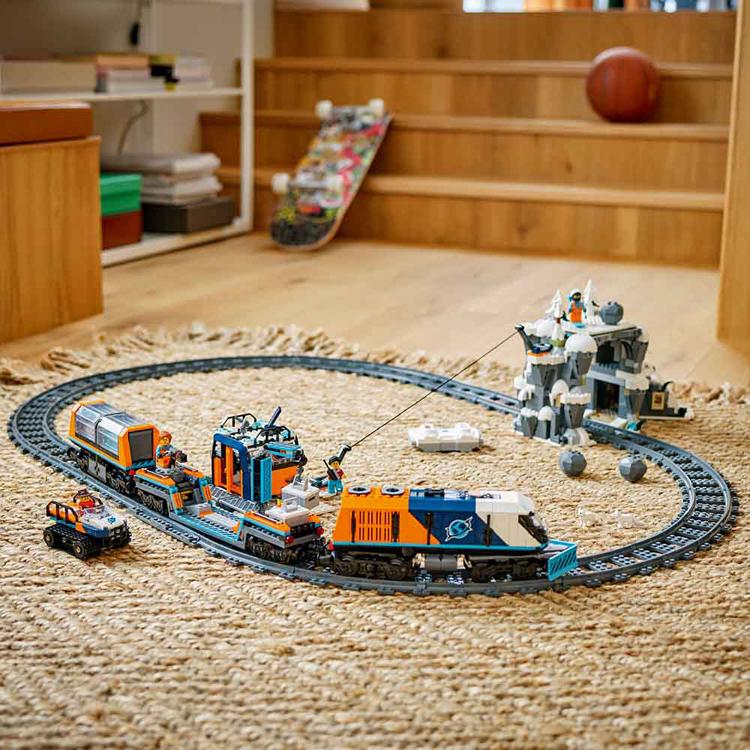 おもちゃ 玩具 ブロック プレゼント 誕生日 クリスマス 小学生 シティ 電車 たんけん 北極探検急行 60470 CITY