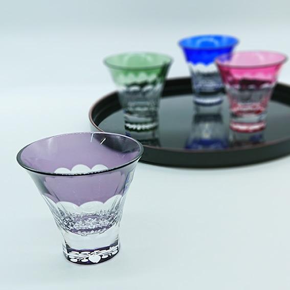 東洋佐々木ガラス 八千代切子 万華鏡 冷酒杯 南天柄 紫 色被せ 切子