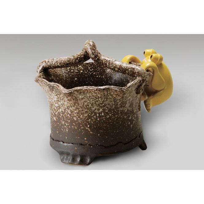 花瓶 売れ筋アイテムラン オンライン限定商品 陶器 信楽焼 花器 画像のひっかけカエルは別売 花入 白砂手付花器