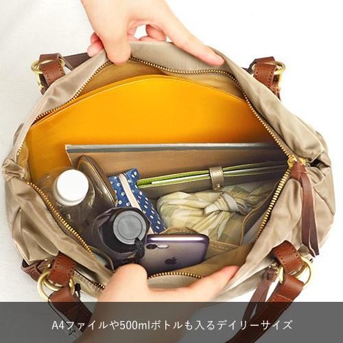 未使用　バルドロゼ牛皮バッグ BARDOT ROSE（バルドロゼ） レガロ REGALO パグトートバッグ A4