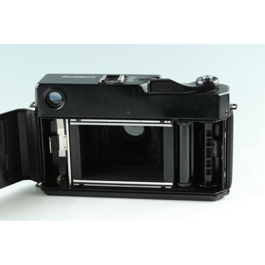 Fuji Fujifilm GW690 II Medium Format Film Camera 38691H33 i38691イロハス