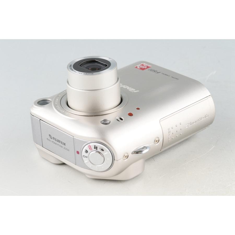 Fujifilm Finepix F601 Digital Camera *Japanese version only