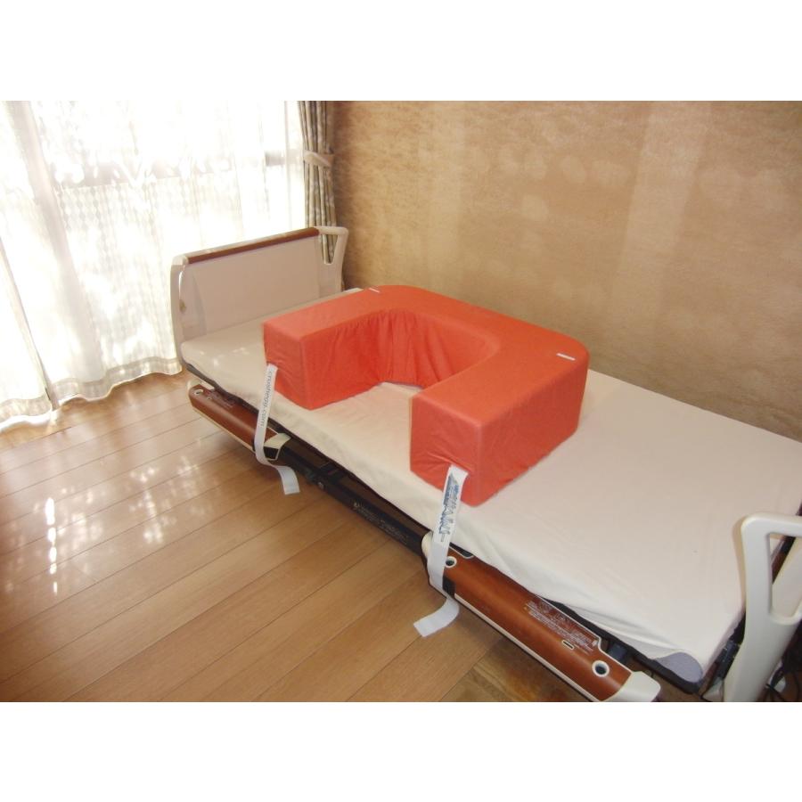 端座位ヘルパー ブルー／ドクターイエロー／赤サンゴ 寝たきりの人を