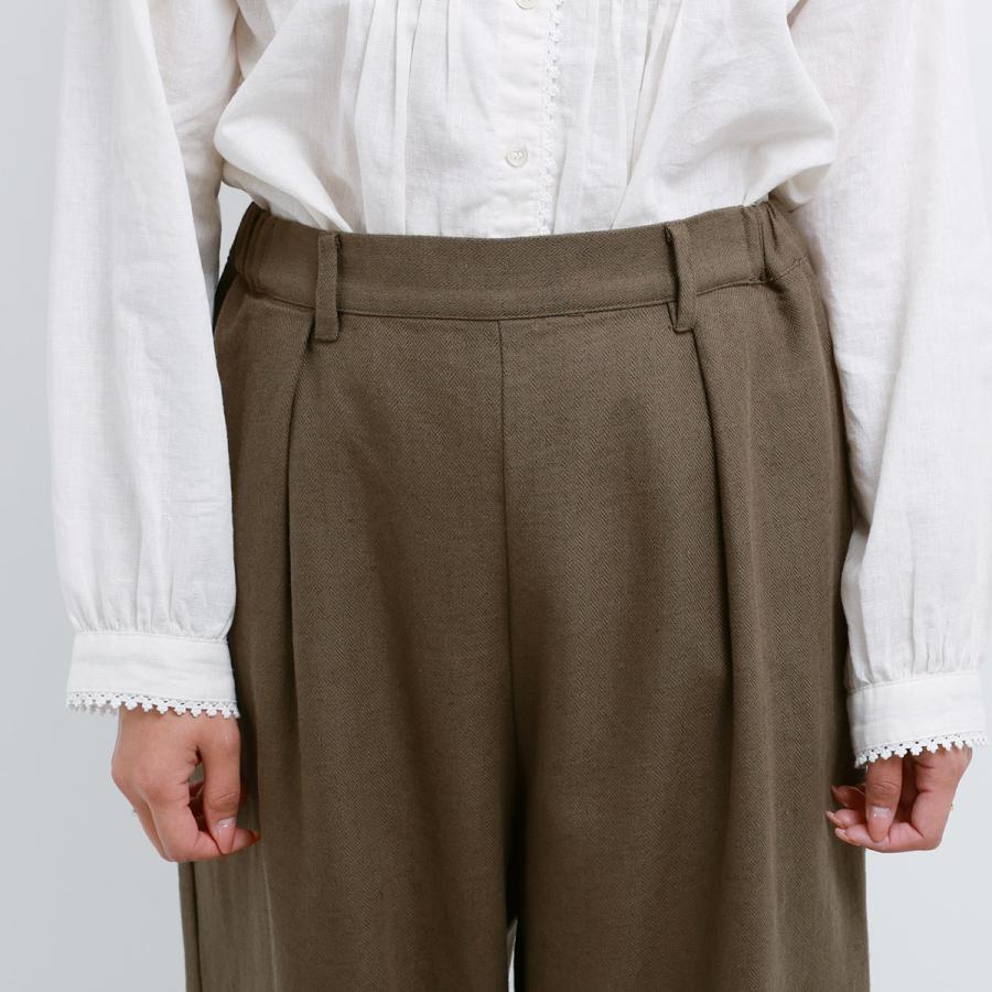 blue willow コットンリネンヘリンボーンタックパンツ レディース ブルーウィロー 01EFP14447 服 おしゃれ 40代 50代 60代 ブランド かわいい 春 秋 冬 大きい |  | 11